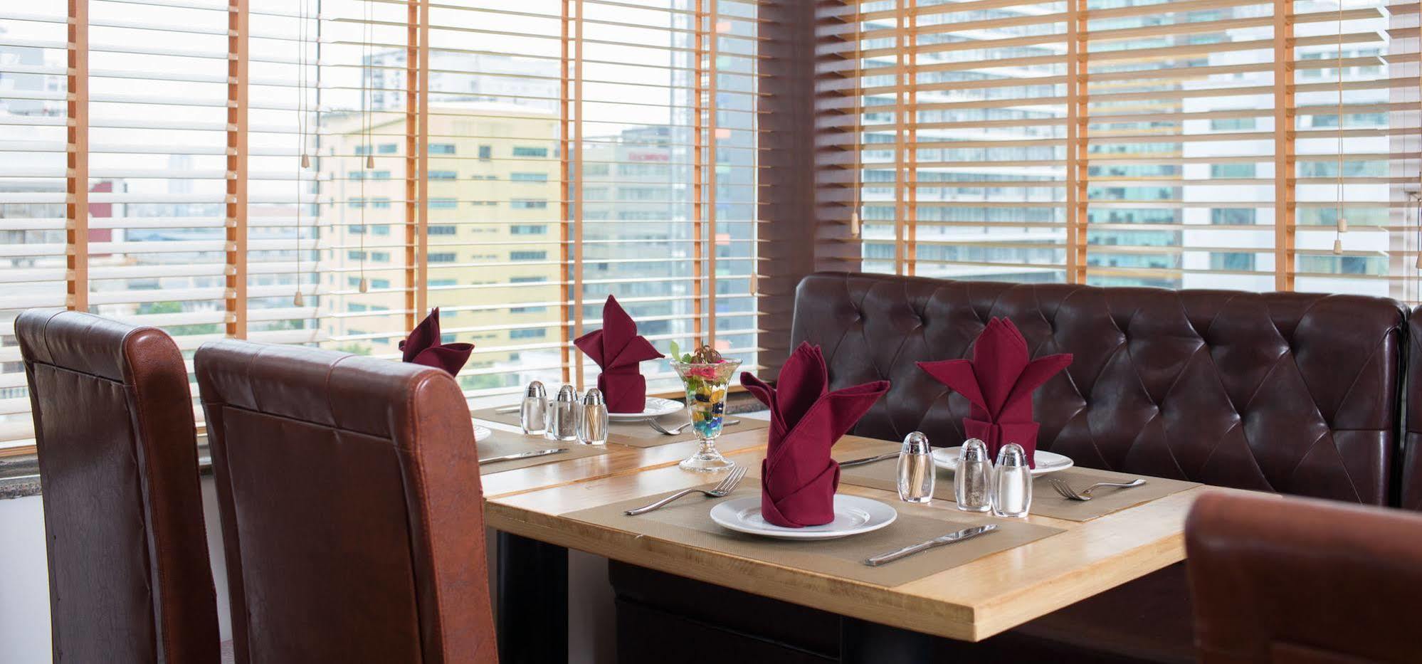 Brandi Hanoi Hotel Bagian luar foto