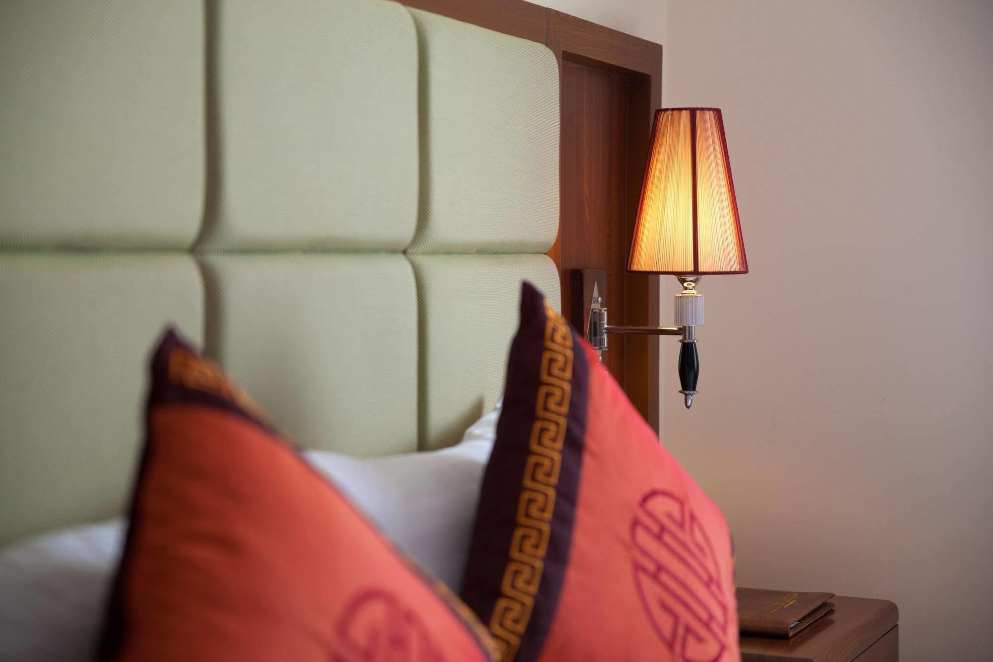 Brandi Hanoi Hotel Bagian luar foto